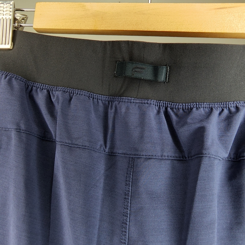 Fabletics shorts - Picture 3 of 4